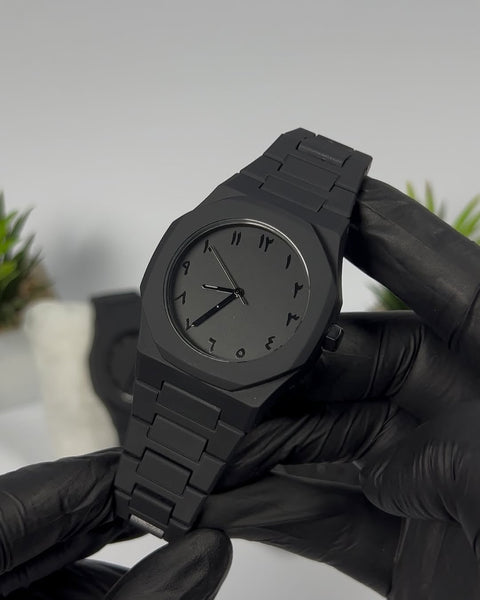 Aura Quartz Watch Black Timepiece With Arabic Numerals